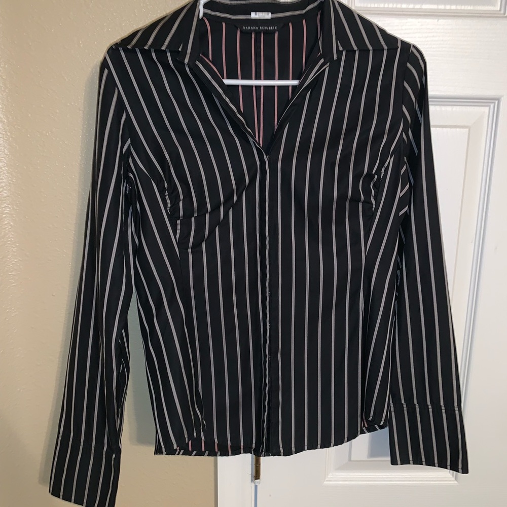 Banana republic Button up top